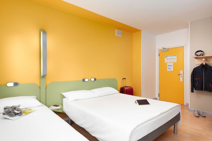 Imagen de la habitación del Hotel ibis budget Warszawa Centrum. Foto 9