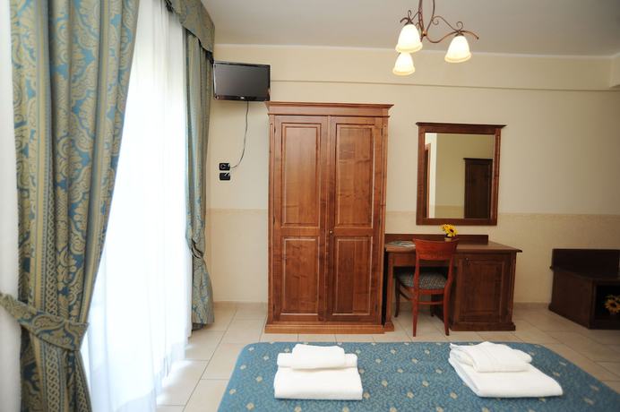 Imagen de la habitación del Hotel il Melograno, Mattinata. Foto 11