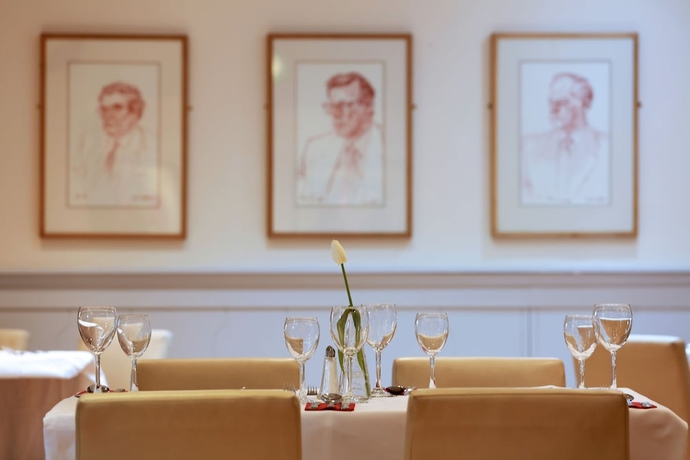 Imagen del bar/restaurante del Hotel innbelfast. Foto 4