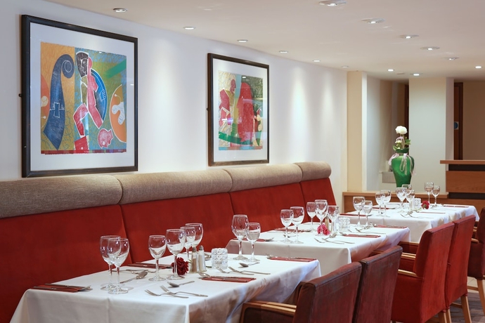 Imagen del bar/restaurante del Hotel innbelfast. Foto 7