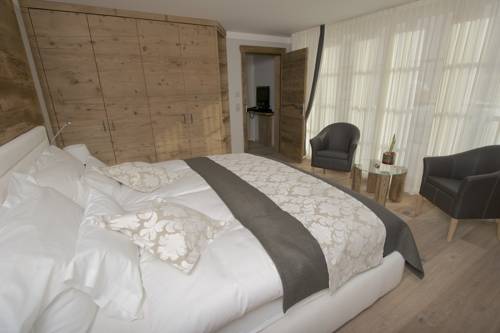 Imagen de la habitación del Hotel ino Petit Chalet. Foto 5