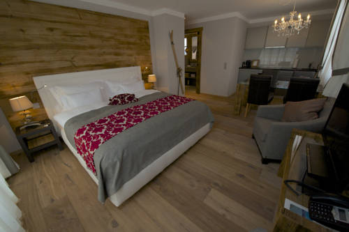 Imagen de la habitación del Hotel ino Petit Chalet. Foto 9