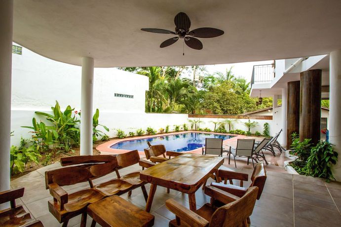 Imagen de los interiores del Hotel ito Los Sue&ntilde;os. Foto 20