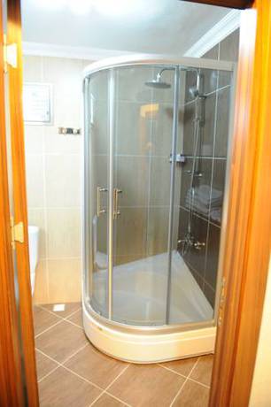 Imagen de la habitación del Hotel izmıt saray hotel. Foto 4