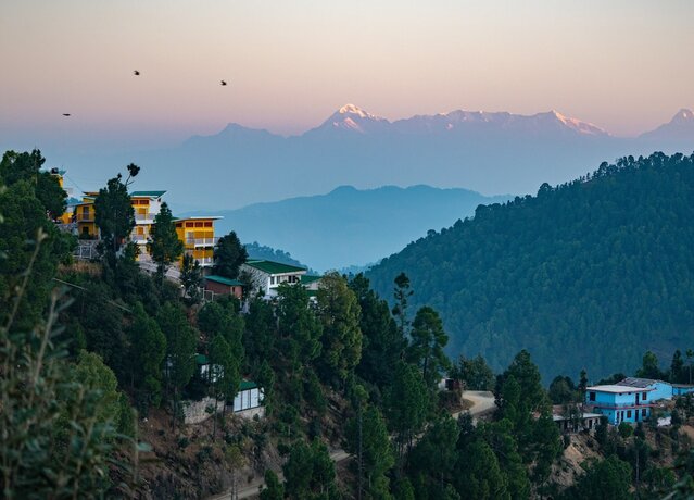 Imagen general del Hotel juSTa Mukteshwar Retreat and Spa. Foto 1