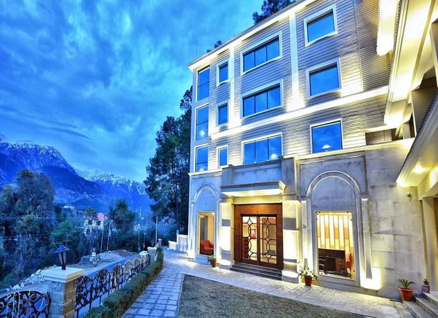 Imagen general del Hotel juSTa Palampur Resort and Convention Centre. Foto 2