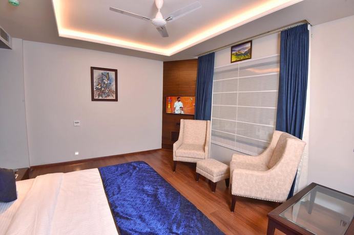 Imagen de la habitación del Hotel juSTa Palampur Resort and Convention Centre. Foto 8