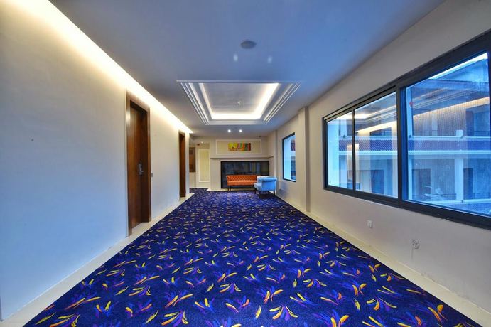 Imagen de los interiores del Hotel juSTa Palampur Resort and Convention Centre. Foto 18