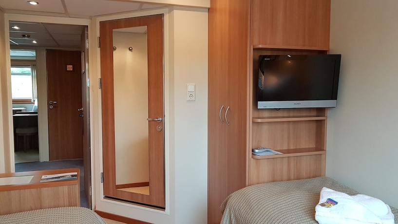 Imagen de la habitación del Hotel kabinenschiff Junker J&ouml;rg. Foto 5