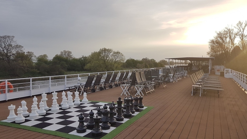 Imagen de los interiores del Hotel kabinenschiff Junker J&ouml;rg. Foto 16