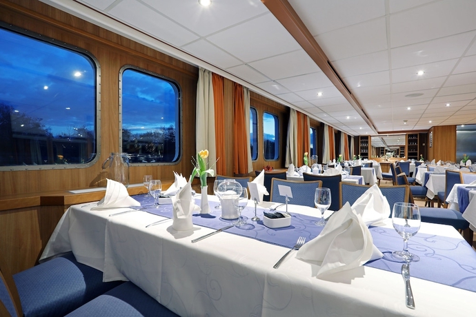Imagen del bar/restaurante del Hotel kabinenschiff Junker J&ouml;rg. Foto 2