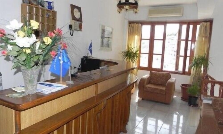 Imagen de los interiores del Hotel &kappa;astro &eta;otel. Foto 17