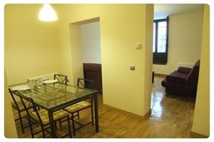 Imagen de la habitación del Hotel km1 Lavapies. Foto 3