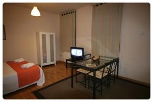 Imagen de la habitación del Hotel km1 Lavapies. Foto 5