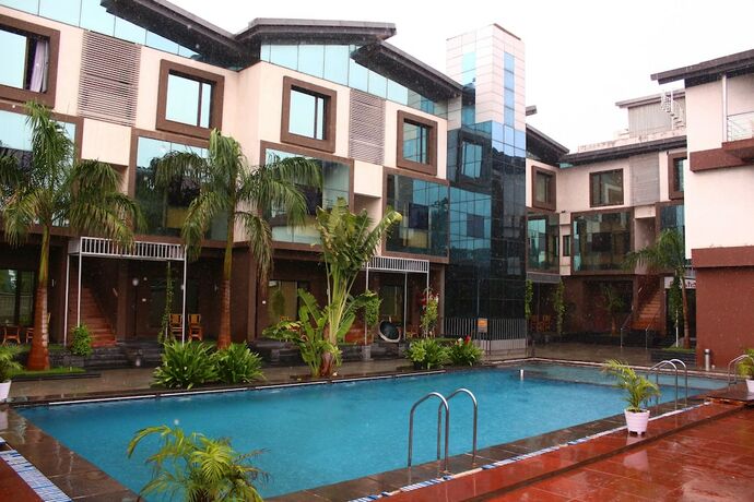 Imagen general del Hotel krishna Park Resort. Foto 3