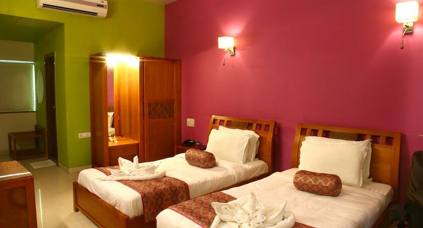 Imagen general del Hotel krishna Park Resort. Foto 10