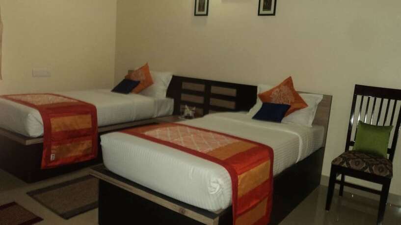 Imagen de la habitación del Hotel krtatithya. Foto 16