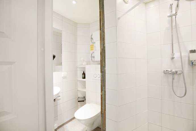 Imagen de la habitación del Hotel l Breda Blick. Foto 16