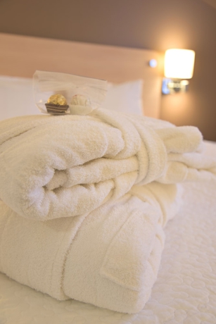 Imagen de la habitación del Hotel l Charlottenberg. Foto 9