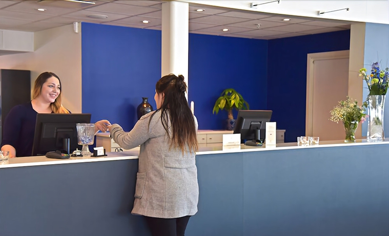 Imagen de los interiores del Hotel l Charlottenberg. Foto 16