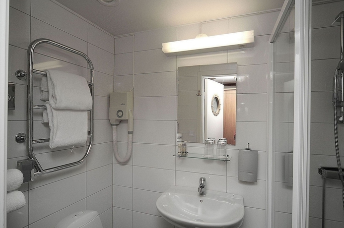 Imagen de la habitación del Hotel l City. Foto 12