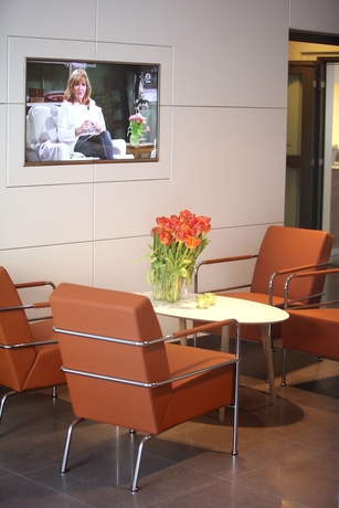 Imagen de los interiores del Hotel l Conrad. Foto 18