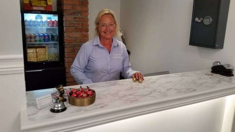 Imagen de los interiores del Hotel l Esplanad. Foto 38