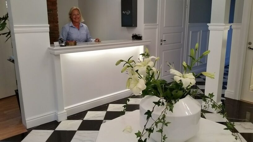 Imagen de los interiores del Hotel l Esplanad. Foto 39