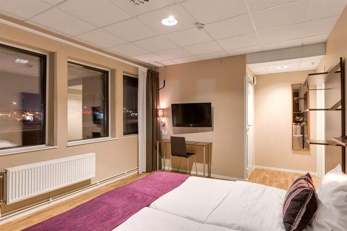 Imagen de la habitación del Hotel l Fyrislund. Foto 7