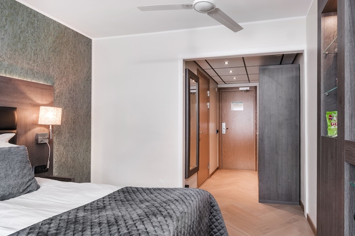 Imagen de la habitación del Hotel l Hallstaberget. Foto 4