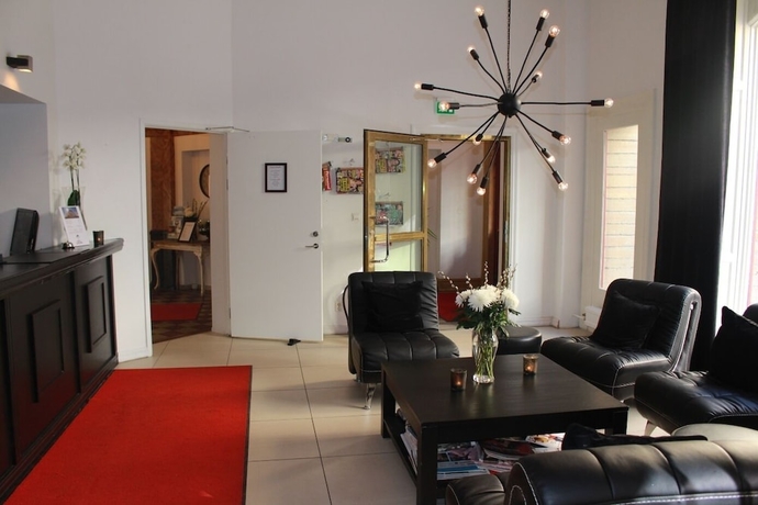 Imagen de los interiores del Hotel l Hjalmar. Foto 19