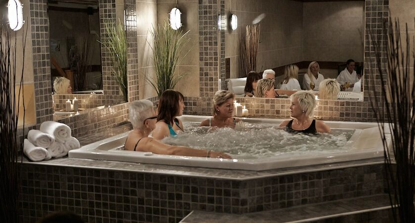 Imagen de la piscina del Hotel l Högland. Foto 30