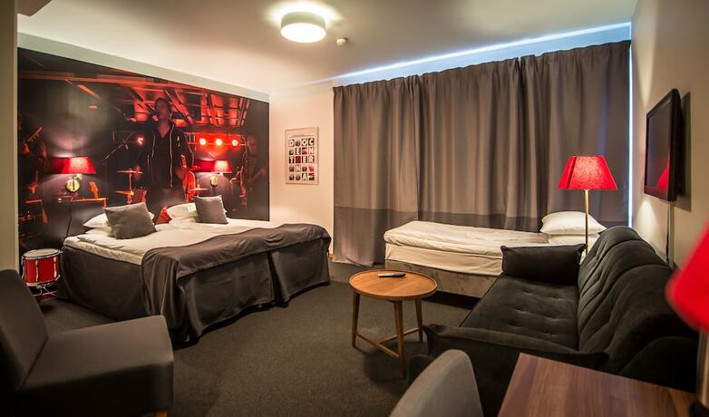 Imagen de la habitación del Hotel l Hulingen. Foto 24