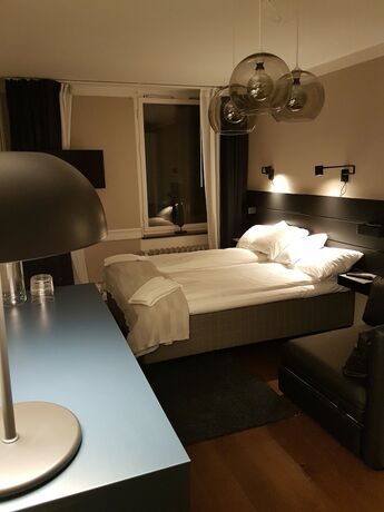 Imagen de la habitación del Hotel l Kong Christian. Foto 18