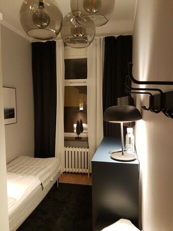 Imagen de la habitación del Hotel l Kong Christian. Foto 20