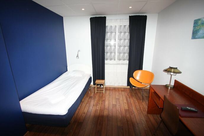 Imagen general del Hotel l Linn&eacute;a. Foto 10