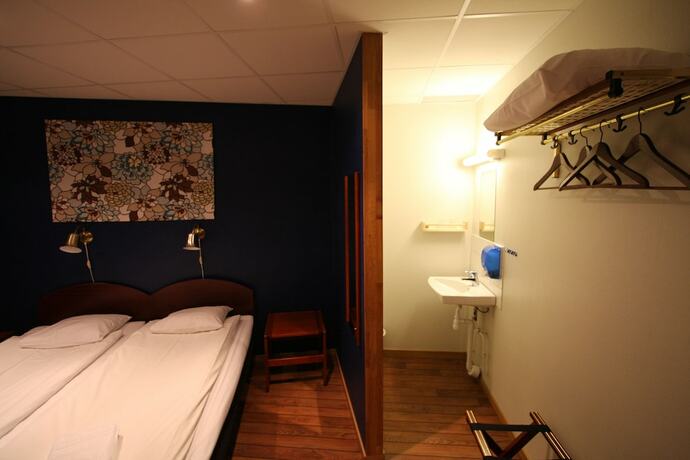 Imagen de la habitación del Hotel l Linn&eacute;a. Foto 21