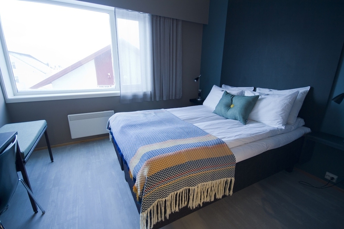 Imagen de la habitación del Hotel l Marena. Foto 10