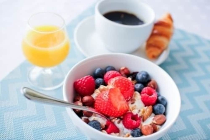 Imagen del bar/restaurante del Hotel l Marena. Foto 3