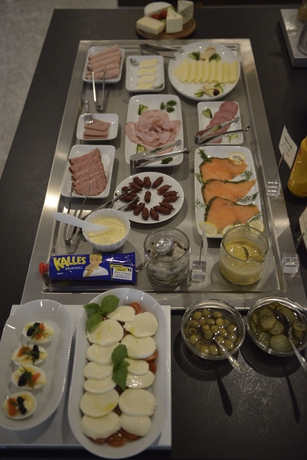 Imagen del bar/restaurante del Hotel l Nova. Foto 3