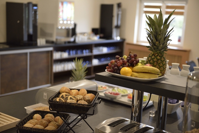 Imagen del bar/restaurante del Hotel l Nova. Foto 4