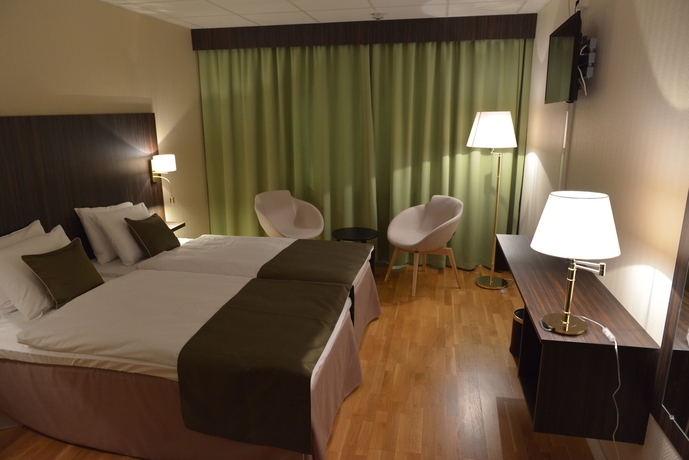 Imagen de la habitación del Hotel l Nova. Foto 18