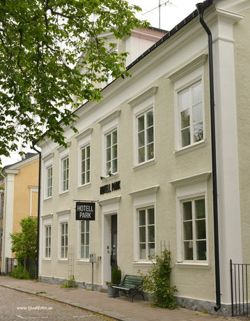 Imagen de la habitación del Hotel l Park. Foto 12