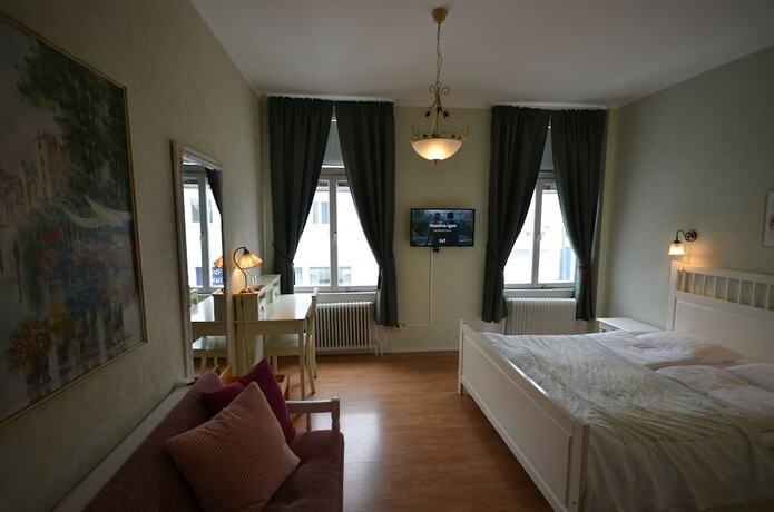 Imagen general del Hotel l Royal. Foto 11