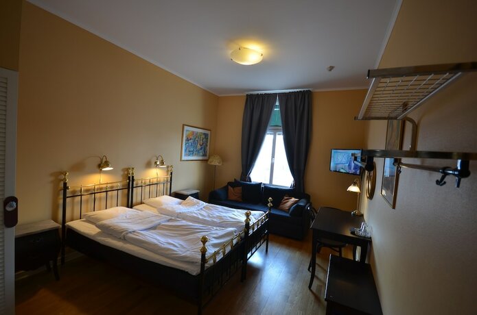 Imagen de la habitación del Hotel l Royal. Foto 15