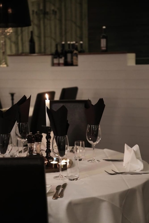 Imagen del bar/restaurante del Hotel l Silverhatten. Foto 6
