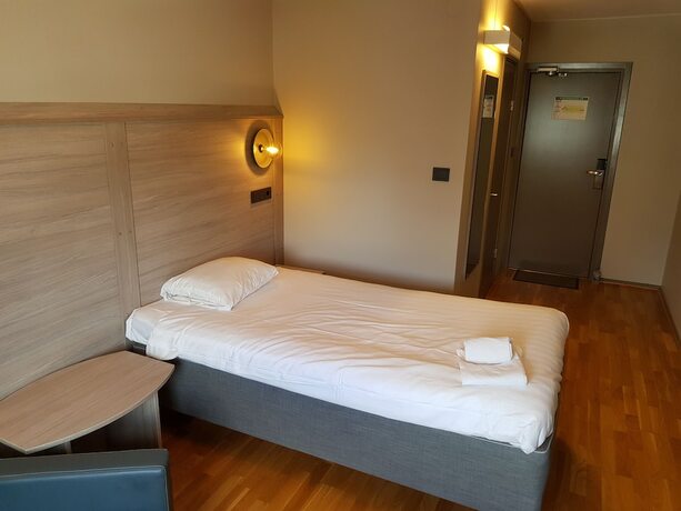 Imagen de la habitación del Hotel l Stinsen. Foto 25