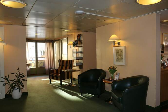 Imagen de los interiores del Hotel l Z&auml;ta Longstay. Foto 38