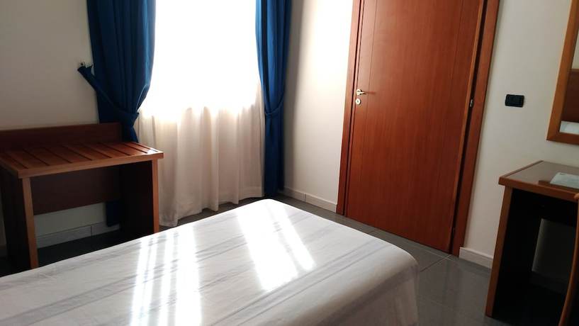 Imagen de la habitación del Hotel la Falconara. Foto 7