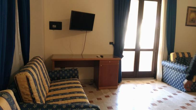 Imagen de la habitación del Hotel la Falconara. Foto 14